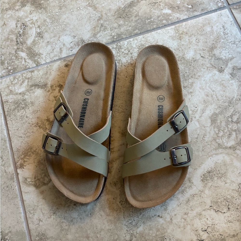 CUSHIONAIRE TanWomen's Sandals